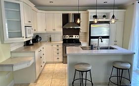 3Br House 6 Guests Near Water
